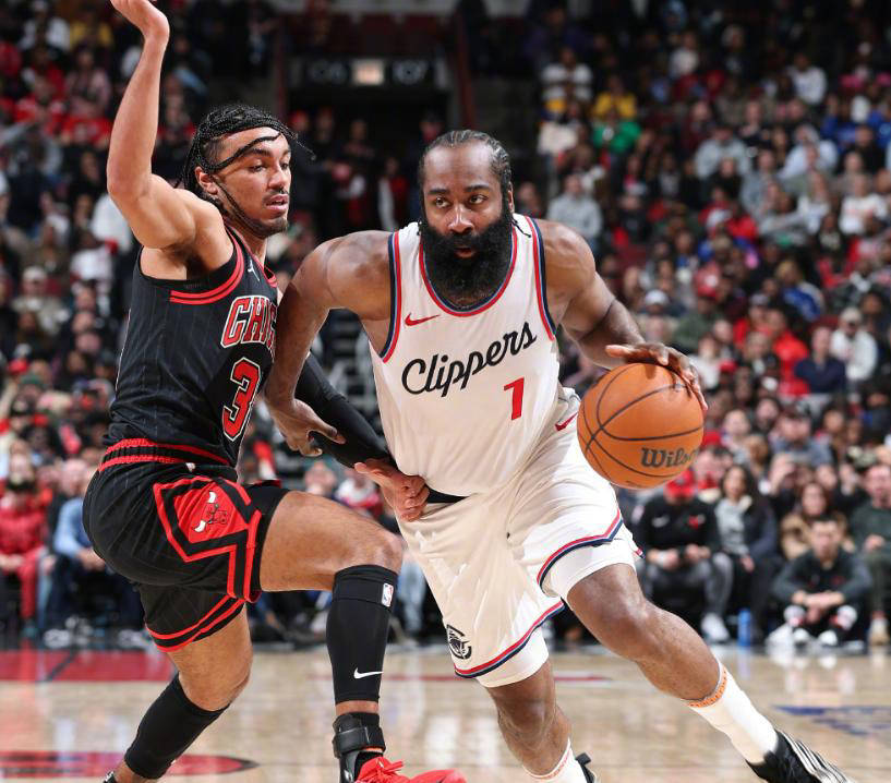 哈登官方宣布险胜新规,法国队引发争议!