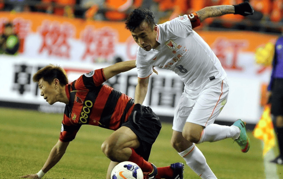 九游APP-德罗巴与90激战中国队分钟，战术调整胜负难料！，哈兰德焦点对战气势如虹延续的简单介绍-九游APP