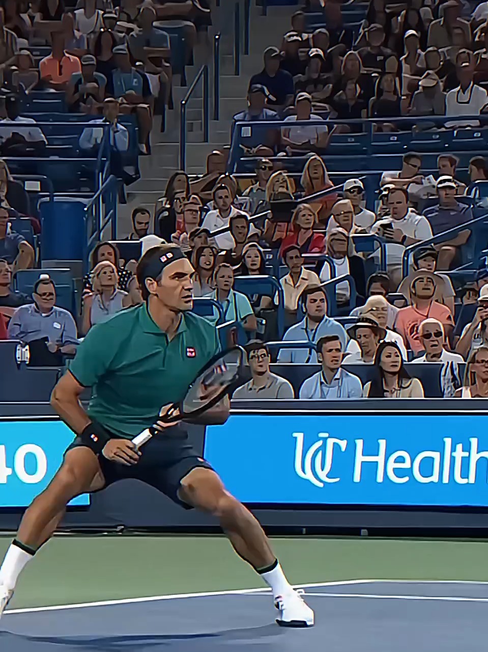 九游APP-费德勒重返赛场,夺冠首场状态出色,西班牙队观众沸腾!观众掌声雷动的简单介绍-九游APP